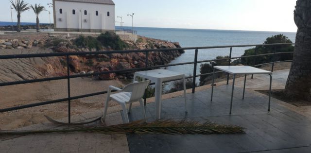 Cs Cartagena denuncia que la cantina del local social de Isla Plana sigue cerrada y abandonada cinco meses después - 1, Foto 1