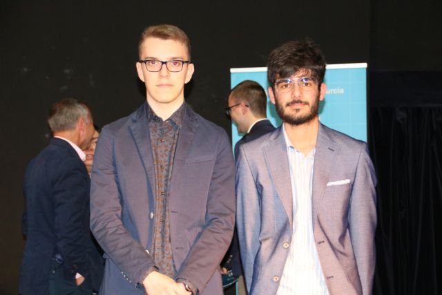 Dos alumnos de Alhama reciben el premio extraordinario de ESO y Bachillerato, Foto 6