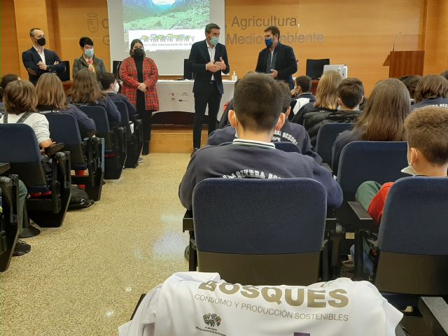 La Comunidad celebra el Día Internacional de los Bosques con una acción educativa sobre la gestión sostenible de las masas forestales - 1, Foto 1
