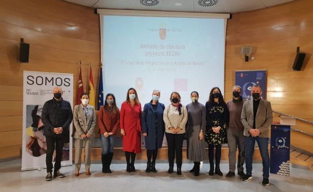 La Comunidad presenta los resultados del proyecto europeo 'Regiones para la Integración de Inmigrantes y Refugiados' - 1, Foto 1
