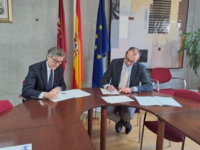 El Gobierno regional y Amefmur colaborarán para acercar los servicios del SEF a las empresas - 2, Foto 2