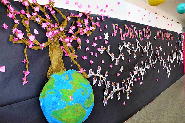 Los centros educativos se volcaron un año más con la Floración - 1, Foto 1