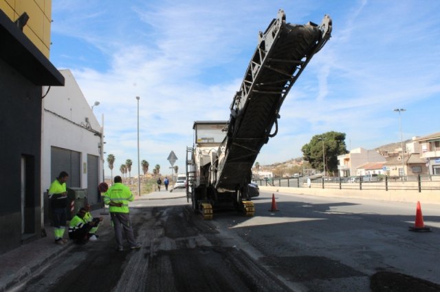 Comienzan los trabajos de reposición de asfalto sobre más de 16.000 metros cuadrados en diferentes zonas del casco urbano, El Paretón y caminos rurales - 3, Foto 3