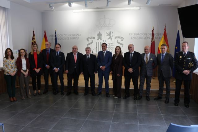 El secretario de Estado de Justicia presenta los proyectos de obras para las sedes judiciales de la ciudad de Murcia - 4, Foto 4
