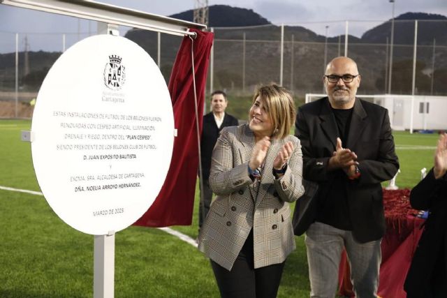 El Plan Césped permite a los 180 jugadores de la Escuela de Fútbol de Los Belones disfrutar de nuevas instalaciones - 1, Foto 1