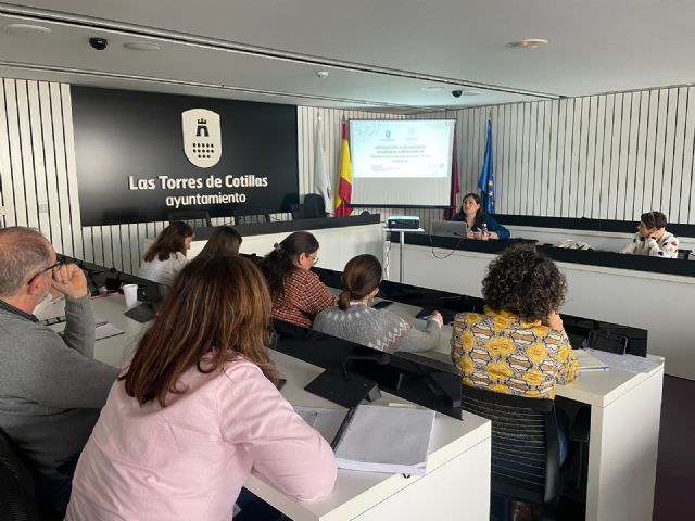 El Ayuntamiento torreño forma a su personal para fomentar su participación en proyectos europeos - 2, Foto 2