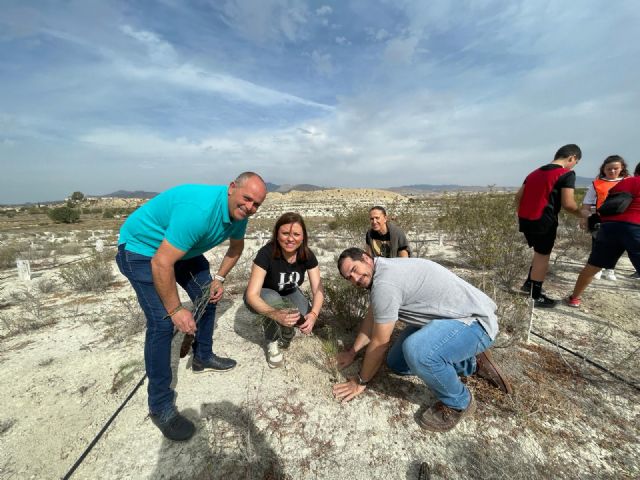 Fortuna participa en la plantación de AFAREM de 1.500 árboles en la zona protegida de Ajauque y Rambla Salada - 1, Foto 1