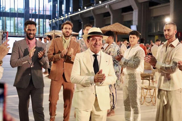 Félix Ramiro: Una trayectoria de pasión, innovación y elegancia masculina - 3, Foto 3