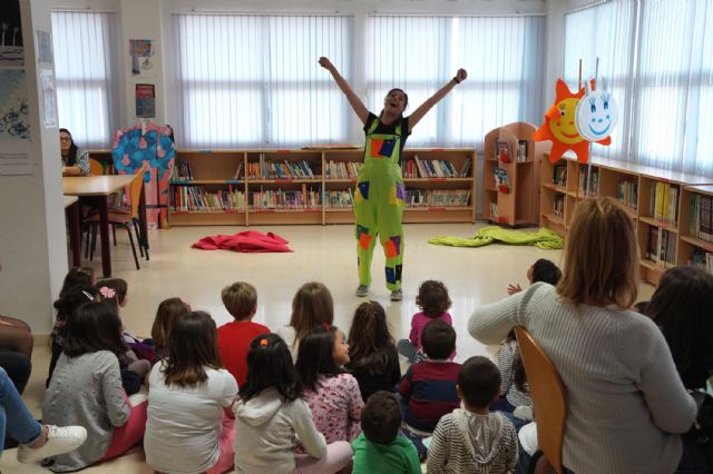 Los peques torreños celebran el Día del Libro con una divertida tarde de cuentacuentos - 2, Foto 2