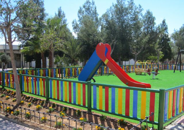 Reformada la zona infantil del jardín Infanta Cristina de La Florida torreña - 1, Foto 1