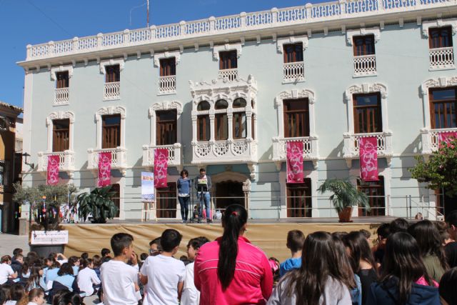 Los colegios conmemoran el Día del Libro con lecturas de cuentos, rap, poemas y homenaje a Cervantes - 4, Foto 4