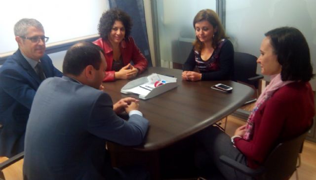 El Ayuntamiento se compromete con los derechos laborales de empresas de contratos públicos - 1, Foto 1