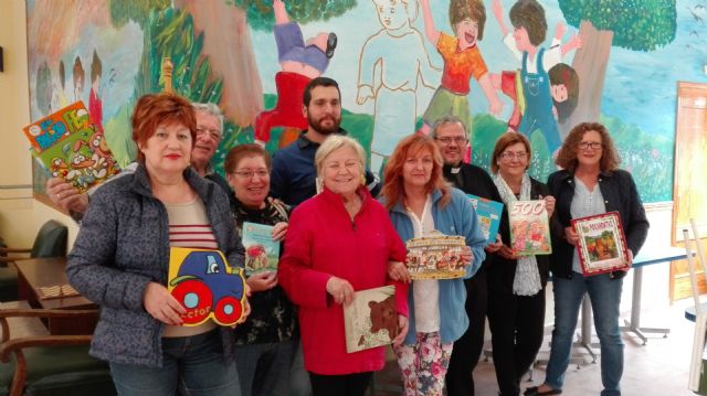 Entrega de libros solidaria Cofradía San Ginés de la Jara. - 3, Foto 3