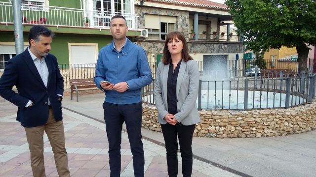 El PP atiende demandas de vecinos de pedanías solicitando el pavimento en el pabellón de Archivel y la instalación de semáforos con pulsador manual - 1, Foto 1