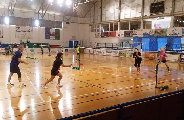 14 oros y 7 platas para Las Torres de Cotillas en los regionales de bádminton de veteranos y de categorías inferiores - 2, Foto 2