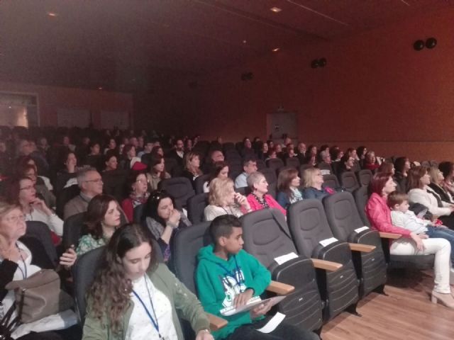 La Biblioteca Regional coordina 261 clubes de lectura y comienza a introducir el uso del libro digital - 2, Foto 2