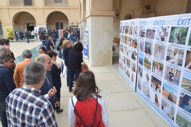 Más de 300 personas de toda la Región y de otras comunidades conocen el potencial de estudiar en la UPCT - 1, Foto 1