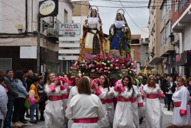 Finalmente la lluvia dio la tregua necesaria para que la procesión del Resucitado y el Encuentro Glorioso se pudieran celebrar en Archena - 2, Foto 2