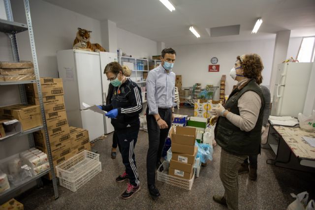 Caravaca destinará este año una ayuda de 21.000 euros a Cáritas, que durante el estado de alarma ha visto incrementado el número de usuarios hasta llegar a 300 - 4, Foto 4