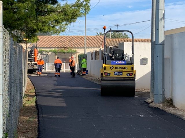 El alcalde, José Miguel Luengo visita las obras de reparación de cinco caminos rurales - 2, Foto 2