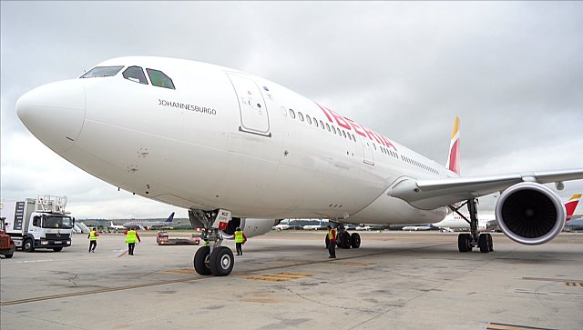 Un nuevo envío con más de un millón de mascarillas adquiridas por Mitma llega a España - 1, Foto 1