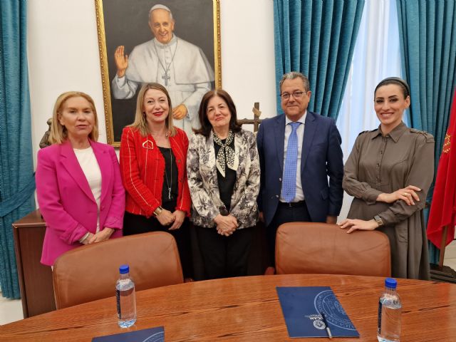 El Colegio de Procuradores facilitará las prácticas del Máster de Acceso a la Abogacía y Procuraduría de la UCAM - 1, Foto 1