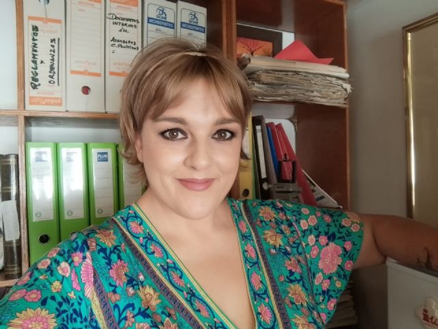 IU-Verdes exige al Ayuntamiento que la empresa externa que se ocupa de la ayuda a domicilio respete los derechos salariales de las trabajadoras - 1, Foto 1