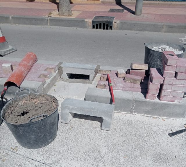 Las obras en la mediana de Santa María de Gracia mejoran la seguridad peatonal - 2, Foto 2