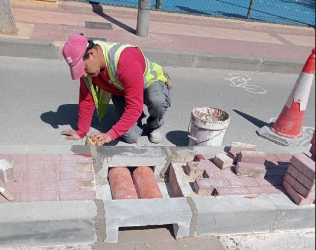 Las obras en la mediana de Santa María de Gracia mejoran la seguridad peatonal - 3, Foto 3