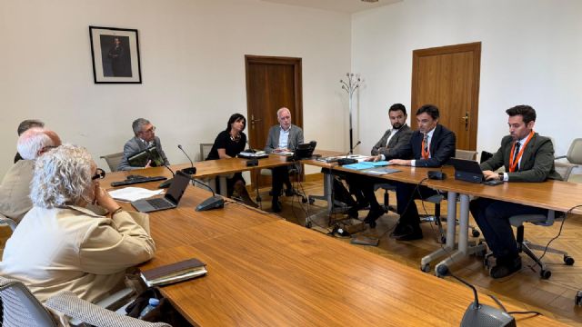 El Gobierno regional y el Ayuntamiento de La Unión rechazan el sellado de la bahía y reclaman la solución consensuada para Portmán en 2006 - 3, Foto 3