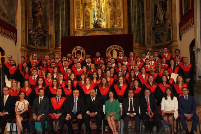 La V Promoción del Grado en Derecho, III del Máster de Acceso a la Abogacía y II del Máster en Gestión Administrativa de la UCAM se gradúan - 1, Foto 1
