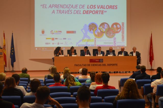 Jornada aprendizaje de los valores a través del deporte en la Facultad de Ciencias del Deporte - 2, Foto 2