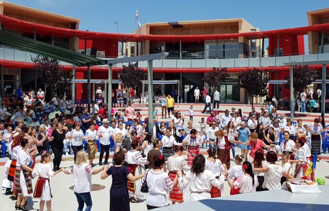 Acoramar celebra el Día de Todos los Rumanos - 1, Foto 1