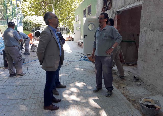 El Ayuntamiento de Caravaca reforma los vestuarios y aseos de las pistas polideportivas Juan Carlos I - 3, Foto 3