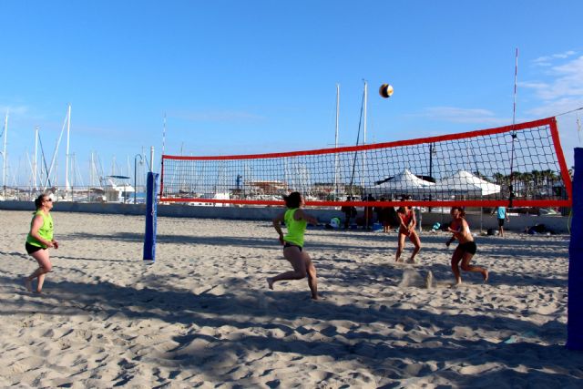 Más de 80 jugadores compiten en el III Villananitos Beach Voley - 1, Foto 1