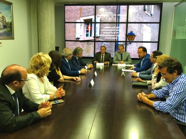 Más de 1.200 personas han recibido asistencia y orientación hipotecaria desde la Comunidad - 1, Foto 1