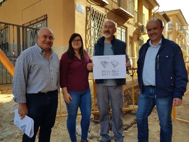 Las obras en la calle Parricas descubren nuevos restos arqueolgicos, Foto 1