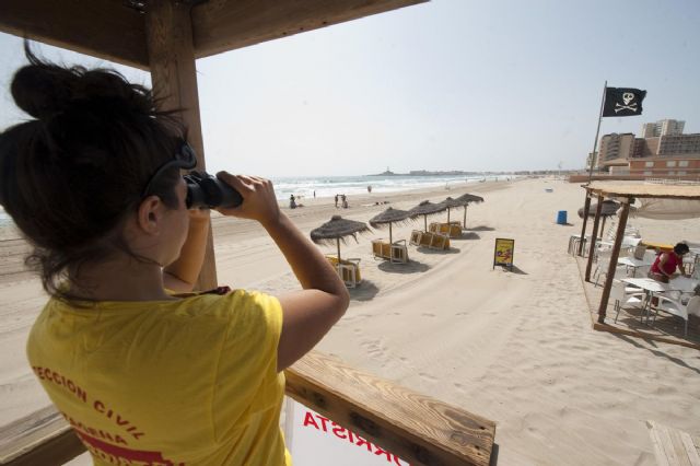 Los socorristas realizan 234 actuaciones en playas en lo que va de mes - 1, Foto 1
