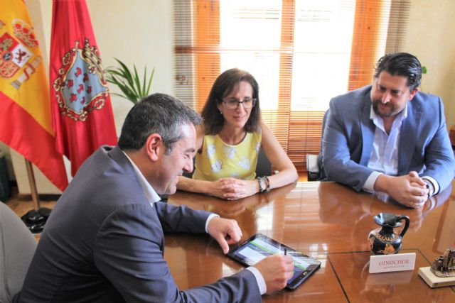 El alcalde y la directora general de HIDROGEA en la Región firman un Convenio de Colaboración - 5, Foto 5