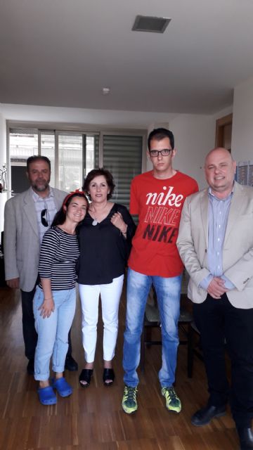 Francisco Miguel Muñoz visita el centro de discapacitados psiquicos en Cabezo de Torres - 4, Foto 4