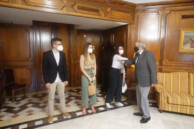 Los nuevos representantes del Consejo de la Juventud de la Región de Murcia trasladan al presidente de la Asamblea Regional sus propuestas e inquietudes - 2, Foto 2