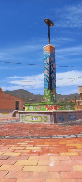 La pedanía de los Arejos se embellece con una nueva fuente en su plaza principal - 1, Foto 1