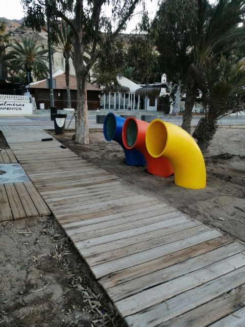 El ayuntamiemto instala nuevas papeleras de separacin de residuos en las playas, Foto 4