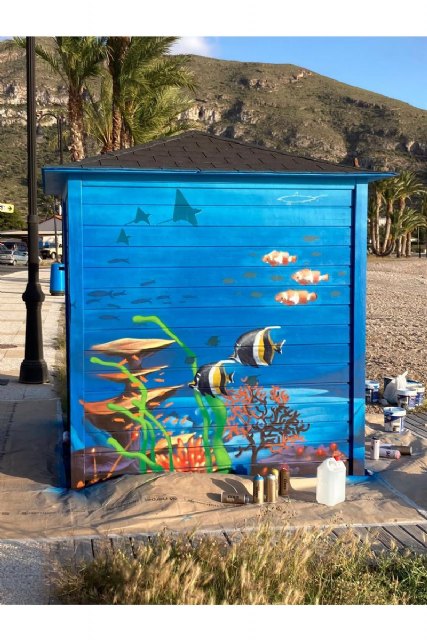 El Ayuntamiento comienza a instalar el mobiliario del litoral de cara a la temporada veraniega - 2, Foto 2