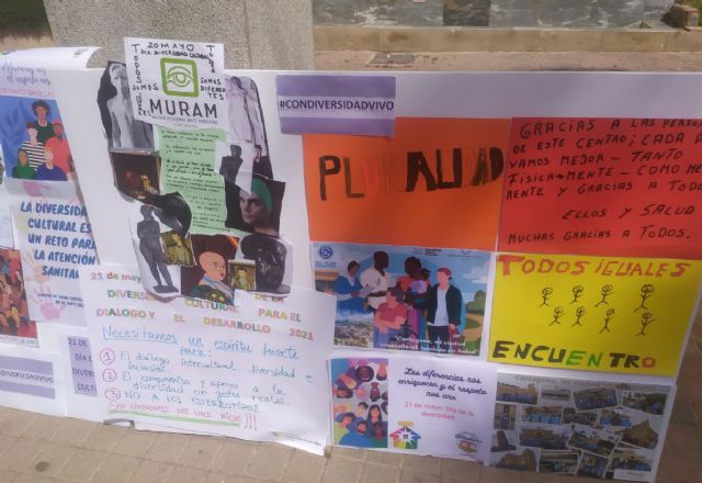 El proyecto de Intervención Comunitaria Intercultural se suma a la conmemoración del Día de la Diversidad Cultural - 1, Foto 1