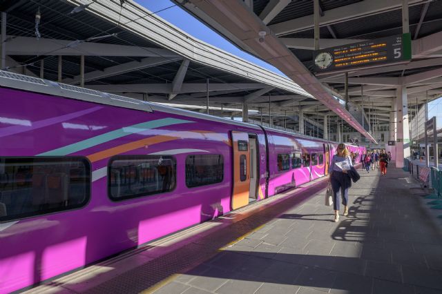 Renfe estrena hoy los S-106 con un incremento de plazas en sus servicios Avlo para Murcia - 5, Foto 5