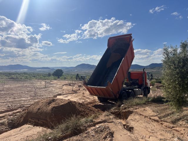 Agricultura recupera más de 30 caminos rurales tras las fuertes tormentas del pasado 10 de mayo - 4, Foto 4