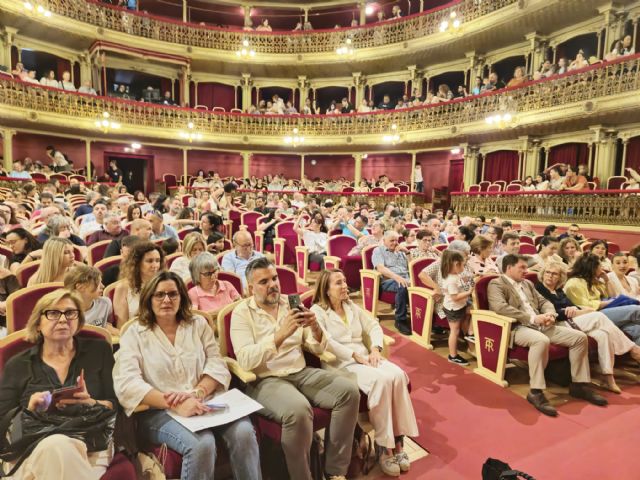 Más de 100 alumnos de 6 a 17 años se convierten en actores por un día y debutan en el Teatro Romea gracias a una iniciativa de Educación - 5, Foto 5