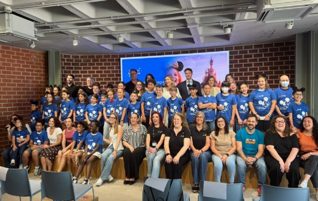 Treinta menores en situación de vulnerabilidad viajarán a Disneyland con el proyecto solidario 'El viaje de tus sue&ntilde;os', de Rotary Club Molina de Segura - 2, Foto 2