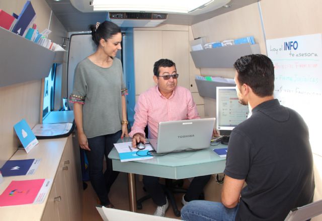 El servicio Infomóvil que asesora a emprendedores llega a Puerto Lumbreras - 1, Foto 1